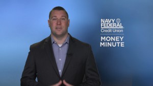 Money Minute — Choosing the right checking account
