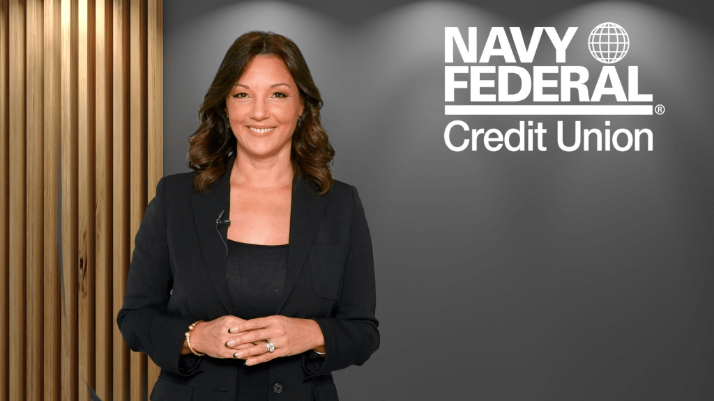 How can I avoid Holiday scams? — Money Minute