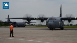 USAF finds cracking, grounds over a hundred C-130s | Defense News Minute, August 9, 2019
