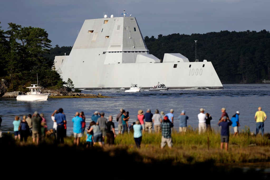 Destroyer Zumwalt sets sail en route to commissioning