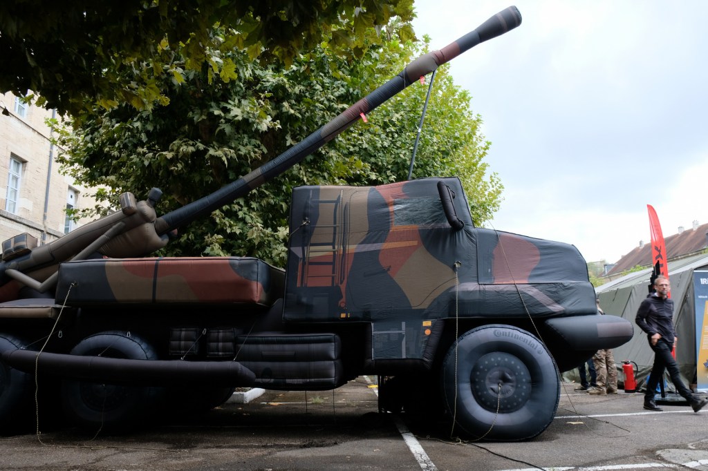 French Army wants to keep adversaries guessing on see-through battlefield