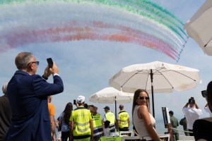 Ukraine war fatigue fuels defense-spending downgrade plan in Italy